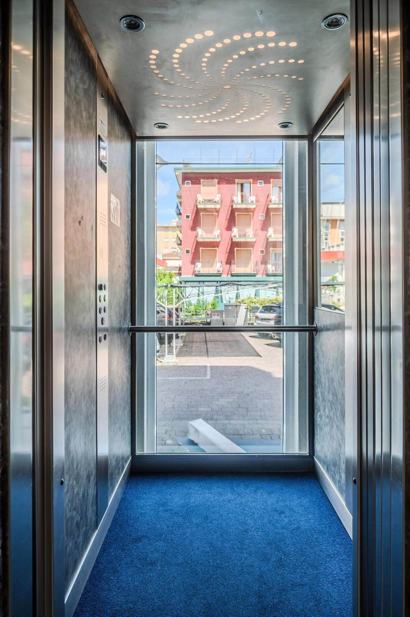 Hotel Orizzonte Lido di Jesolo Zewnętrze zdjęcie
